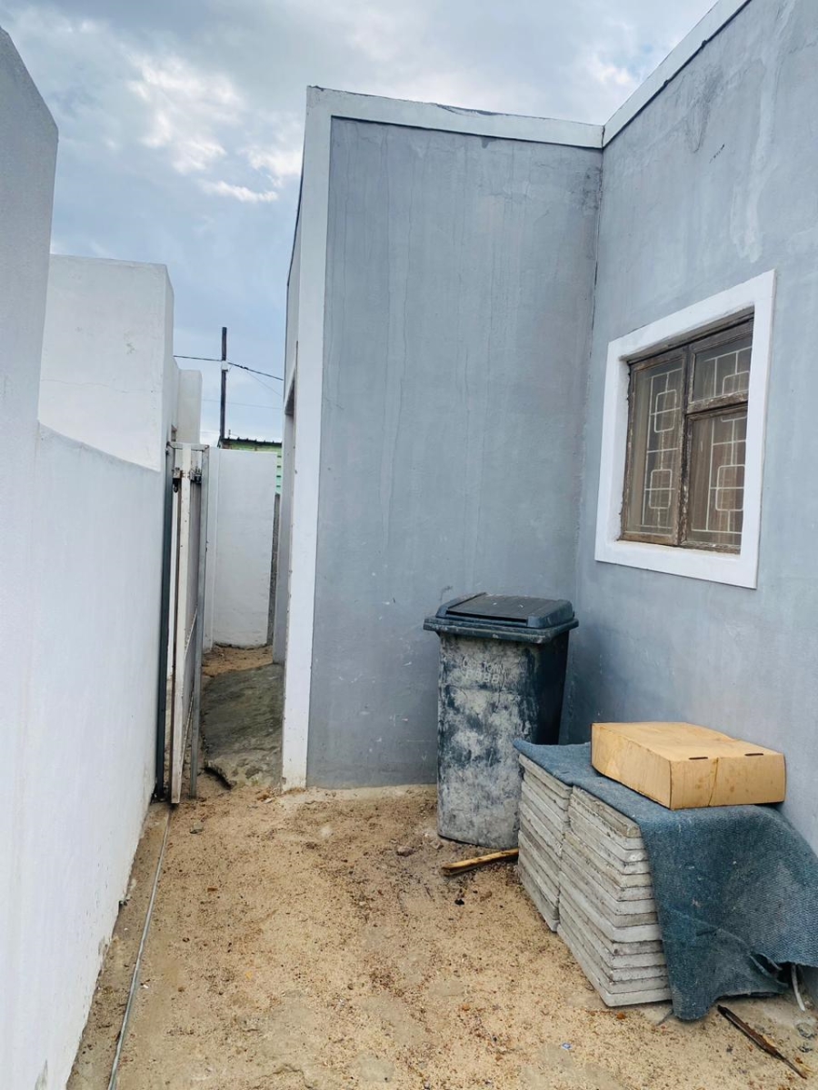 3 Bedroom Property for Sale in Harare Western Cape